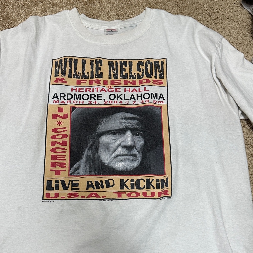 White Willie Nelson Concert T-Shirt